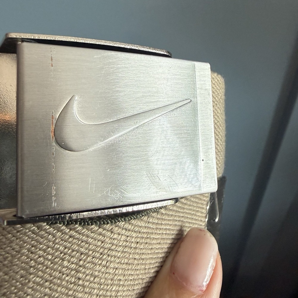 Nike Reversible Web Belt Khaki Olive Green Silver Swoosh Buckle‎ Canvas Tech 37" - Picture 3 of 6